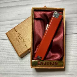 Запальничка подарункова кремнієва (полум'я звичайне ????) FASHION D61 Червона