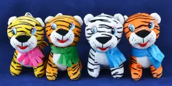 М'яка іграшка Тигр із шарфом (15 см) AJ-1513-15
